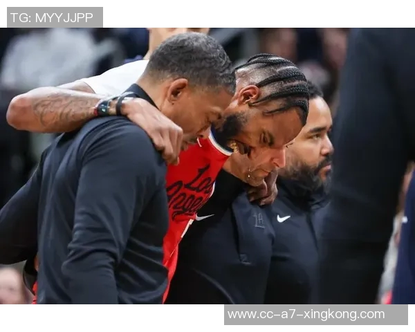 小琼斯再次因伤缺阵六周上次因绿军缺席17场比赛的回顾 小琼斯再次因伤缺阵六周上次因绿军缺席17场比赛的回顾