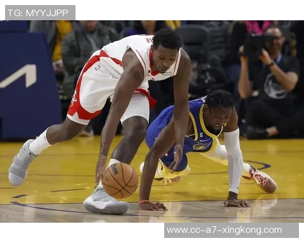 克莱半场三分火力全开轰23分平赛季纪录展现巅峰状态